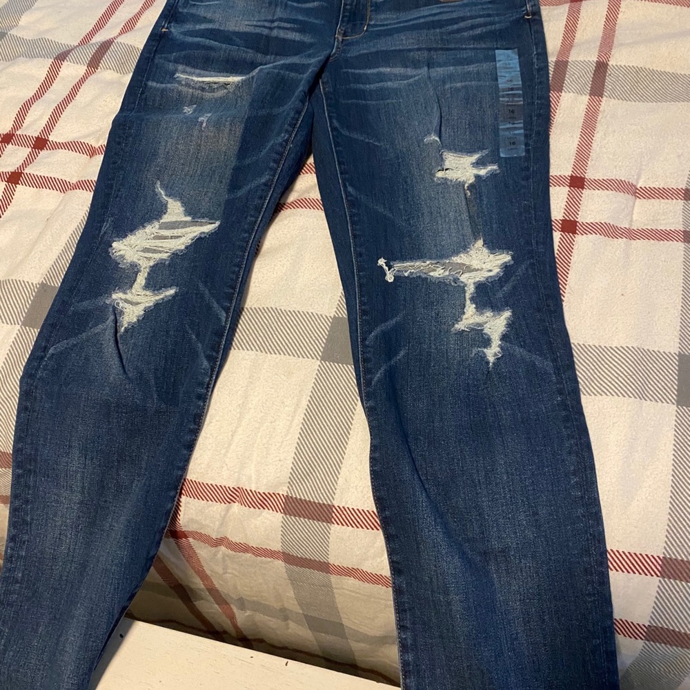 American Eagle Distressed Skinny Jeans